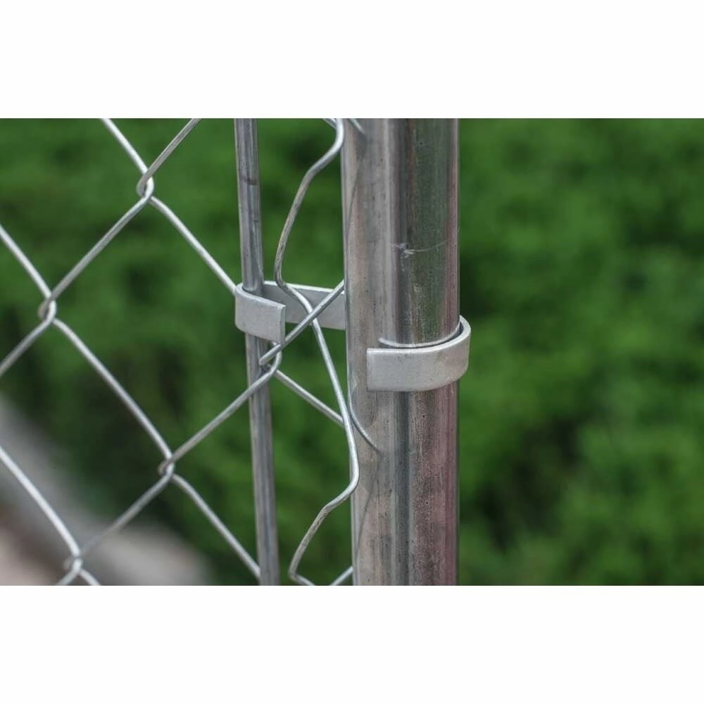 ALEKO DIY Chain Link Box Dog Kennel With Roof Frame