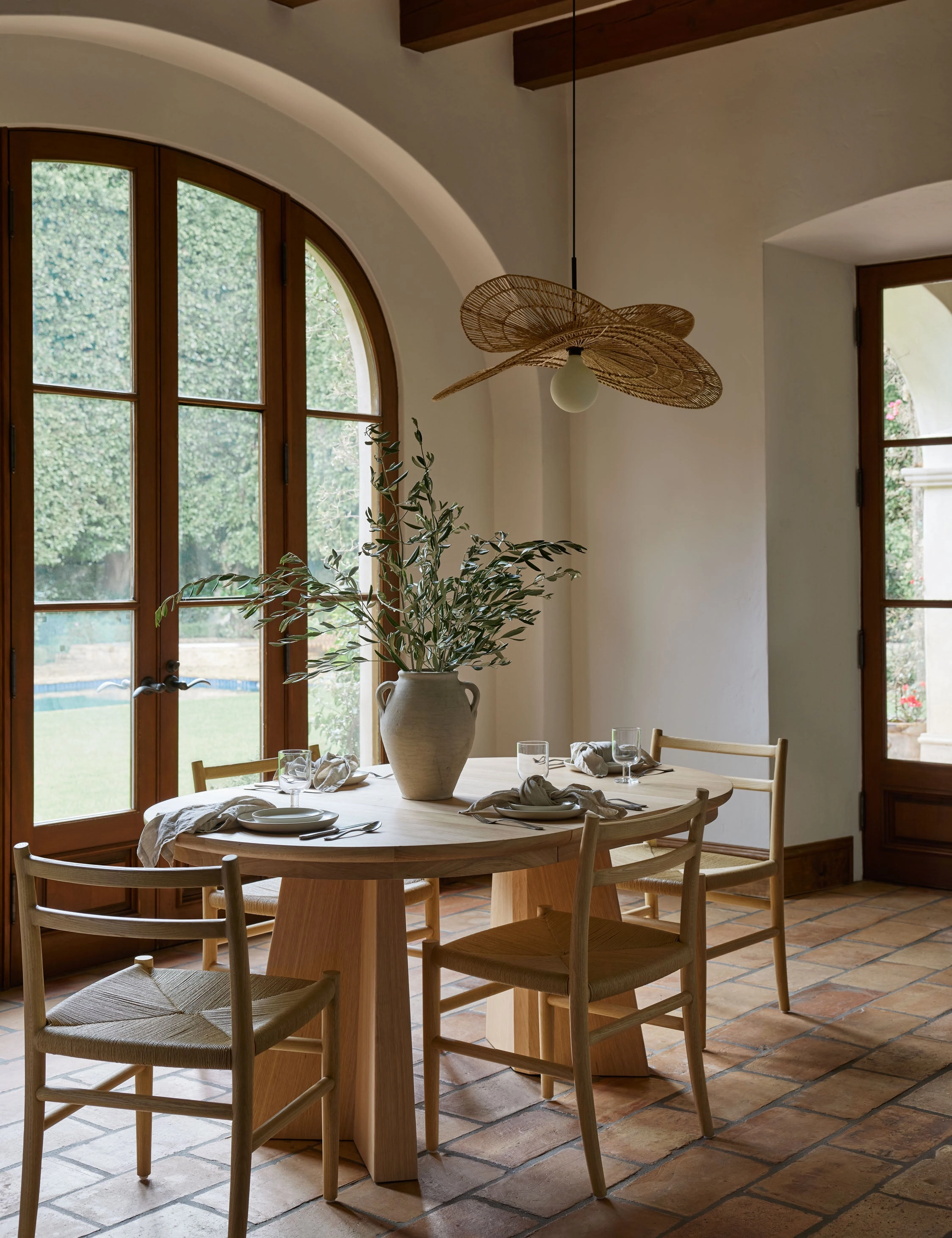 Nycola Extendable Oval Dining Table