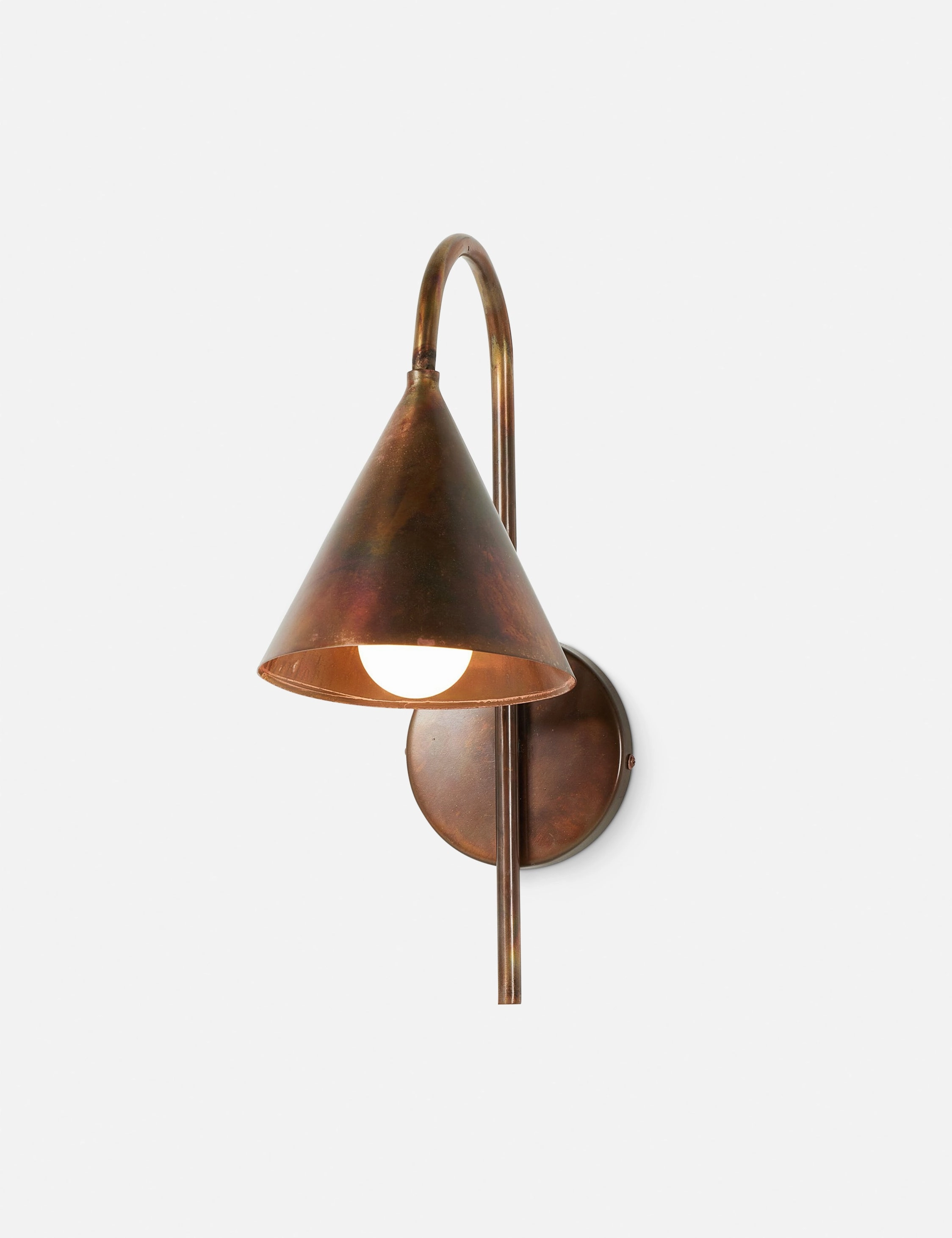Santino Sconce