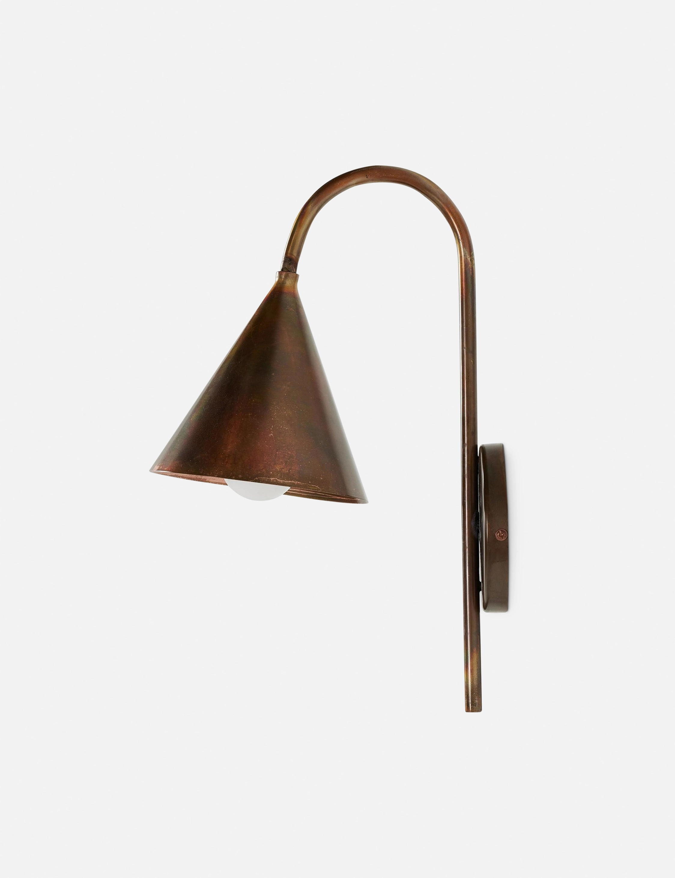 Santino Sconce