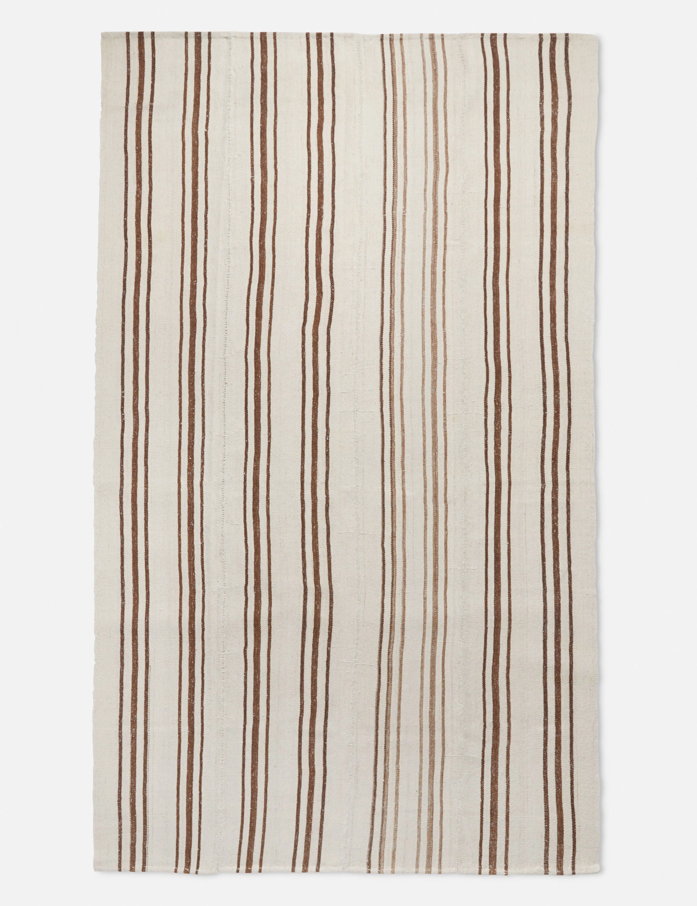 Vintage Kilim Flatweave Wool Rug No. 30. 4'4 x 7'3