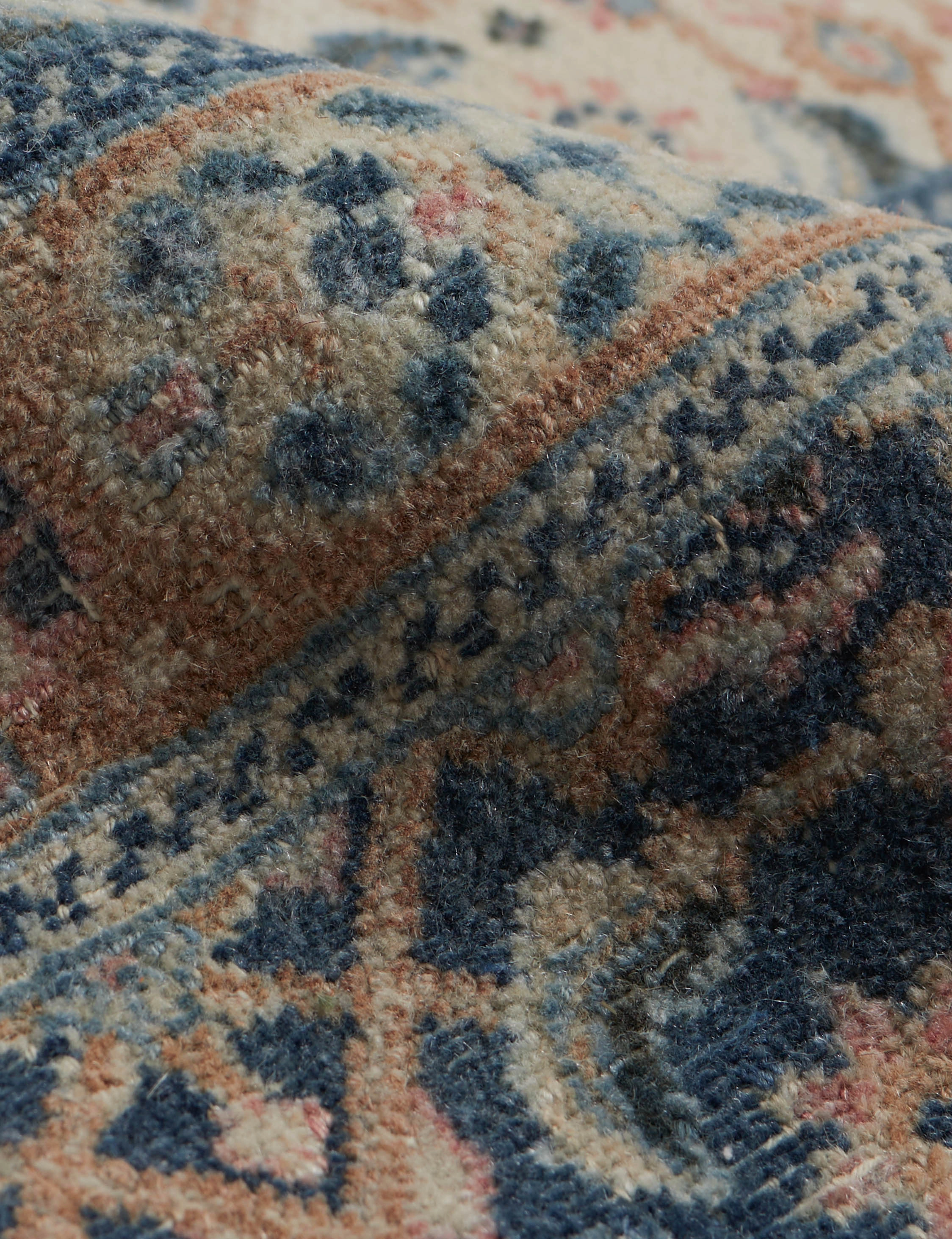 Vintage Turkish Rug No 95