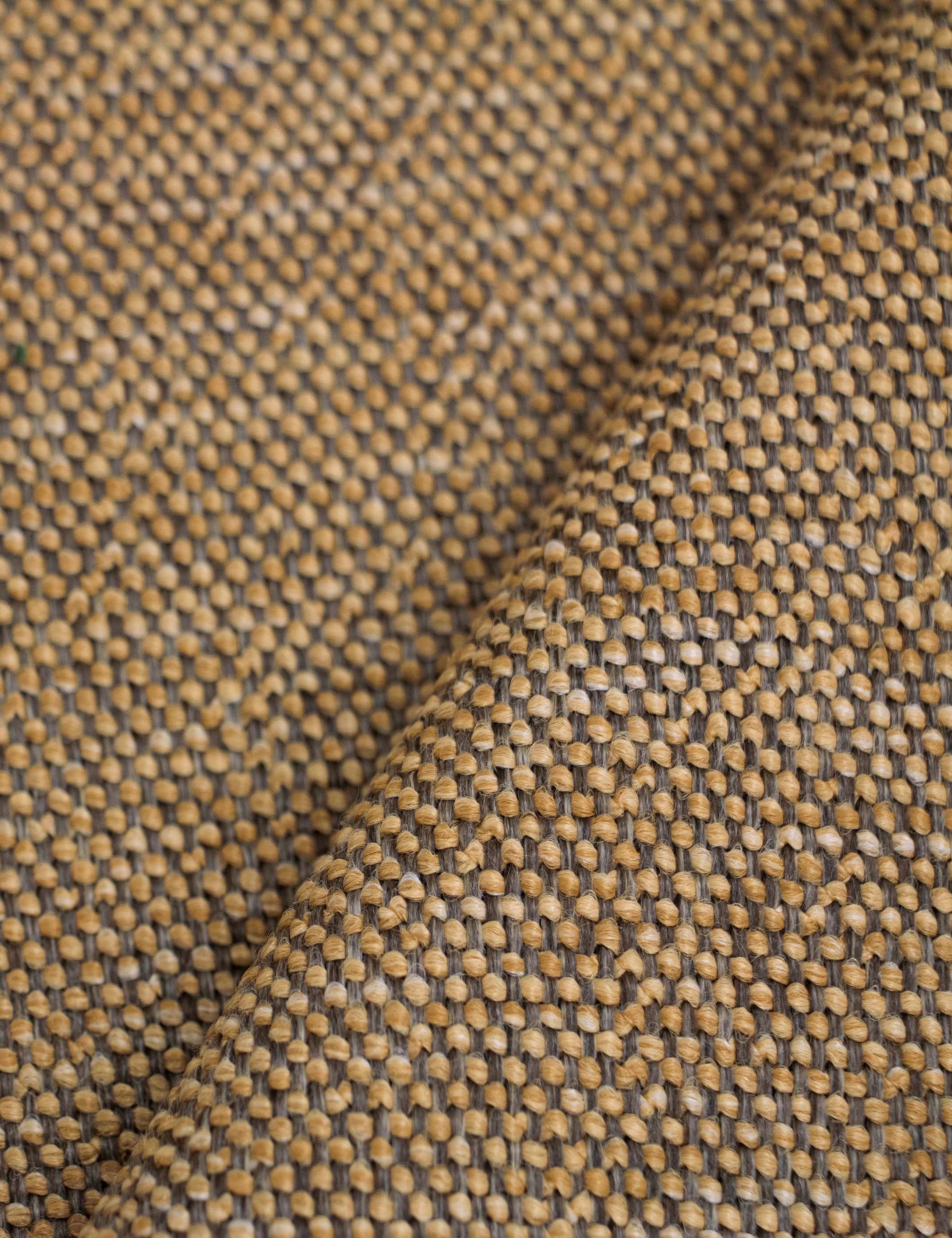 Vyolet Accent Chair